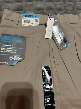Savane Pleated Performance Chino Pants in Taupe